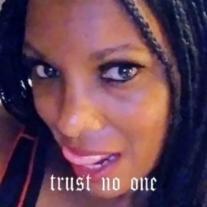 Meet your Posher, Debra